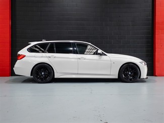 2014 BMW 320I - Thumbnail