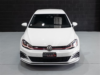 2017 Volkswagen GOLF - Thumbnail