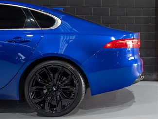 2017 Jaguar XF - Thumbnail