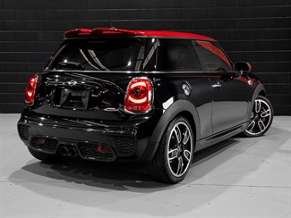 2017 Mini Cooper - Thumbnail