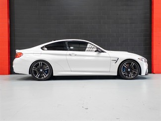 2014 BMW M4 - Thumbnail
