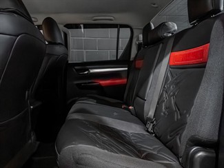 2017 TOYOTA Hilux - Thumbnail