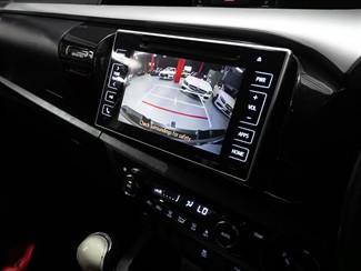 2017 TOYOTA Hilux - Thumbnail