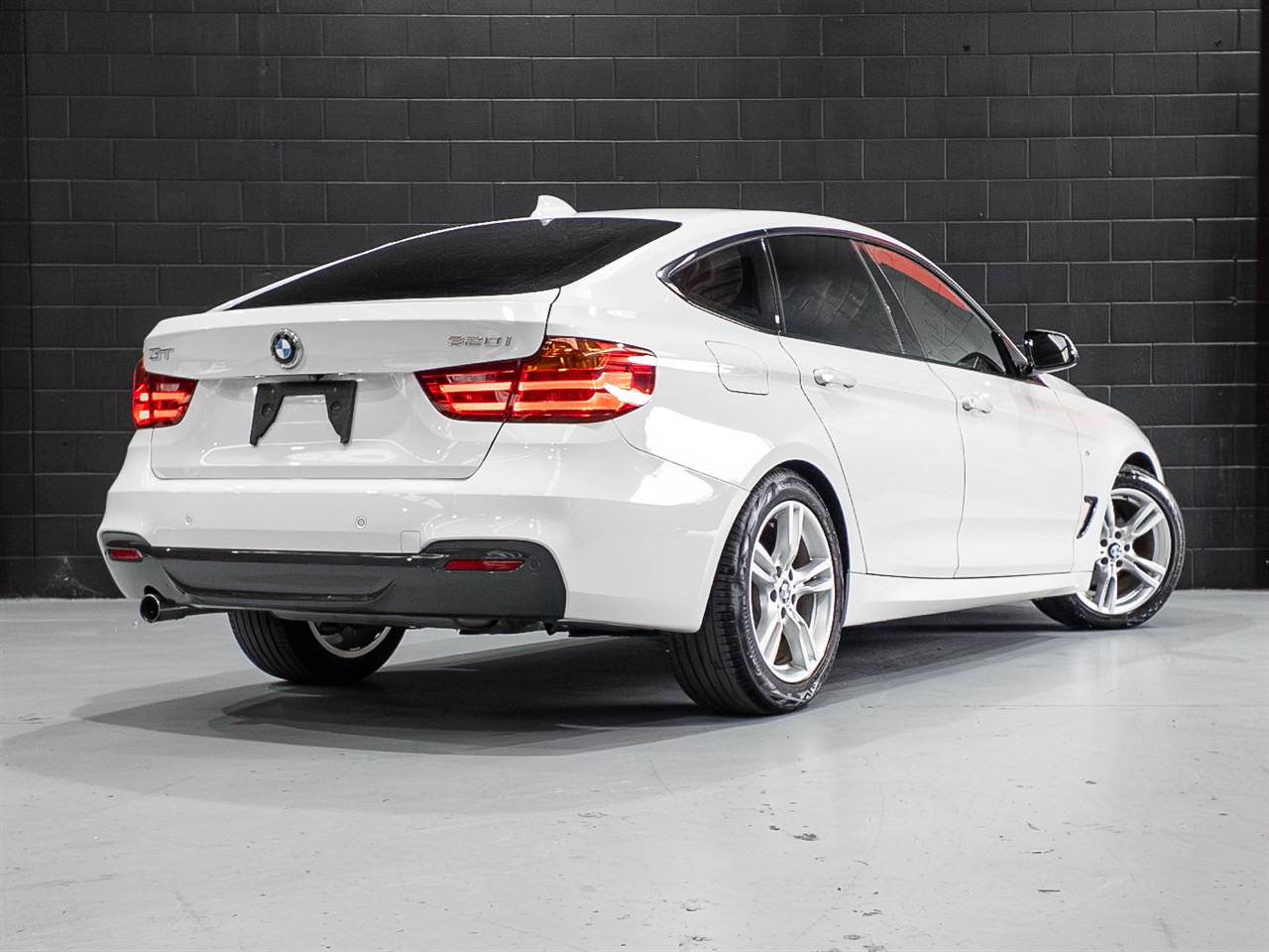 2015 BMW 320I