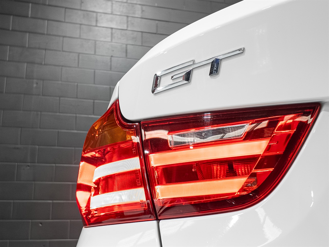 2015 BMW 320I