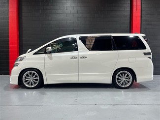 2010 TOYOTA Vellfire - Thumbnail