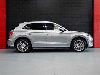 2018 Audi Q5 - Thumbnail