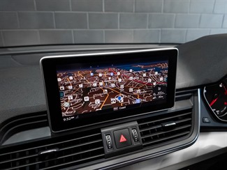 2018 Audi Q5 - Thumbnail