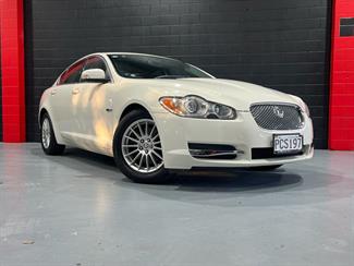 2009 Jaguar XF - Thumbnail