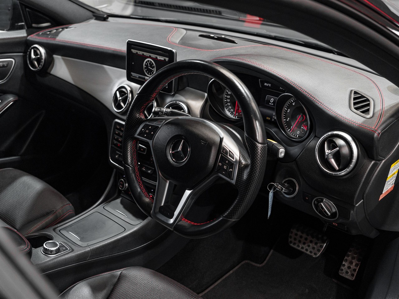 2015 Mercedes-Benz CLA 250