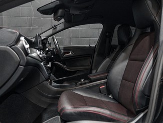 2015 Mercedes-Benz CLA 250 - Thumbnail
