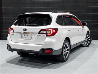 2016 Subaru Outback - Thumbnail