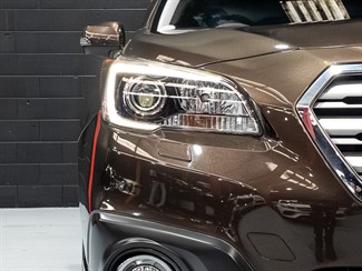 2017 Subaru Outback - Thumbnail