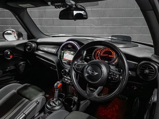 2017 Mini Cooper - Thumbnail