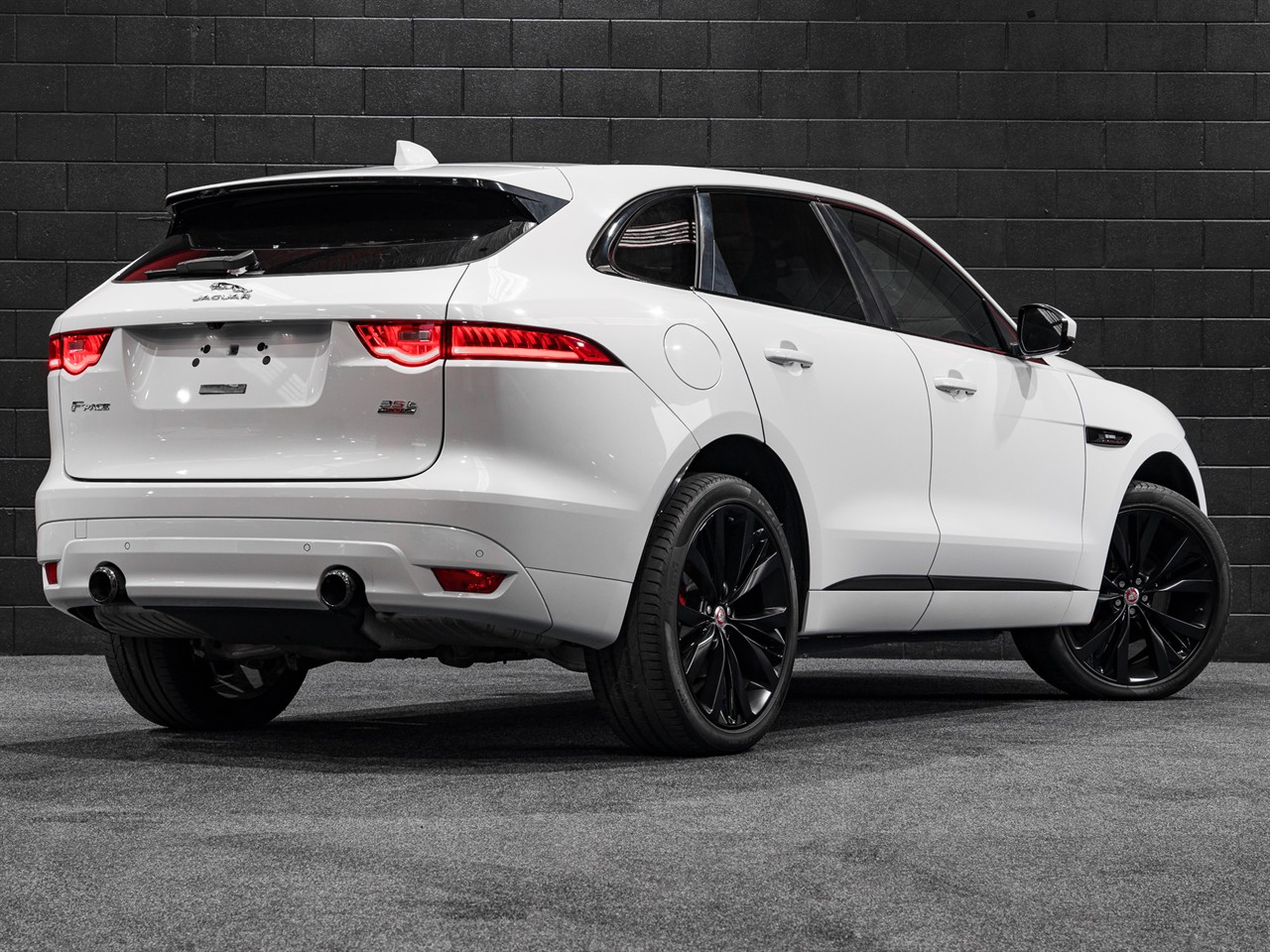 2017 Jaguar F-PACE