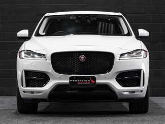 2017 Jaguar F-PACE - Thumbnail