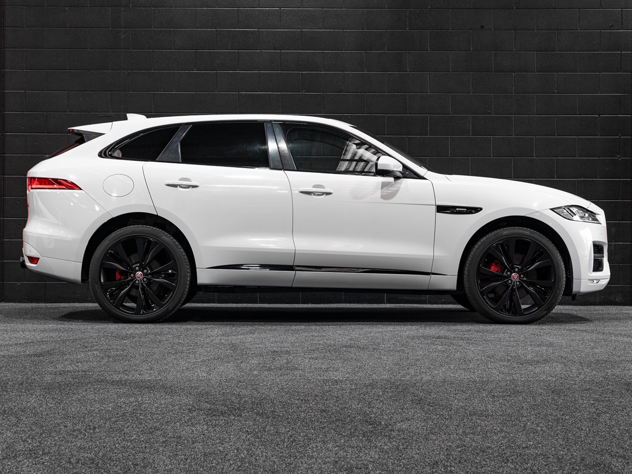 2017 Jaguar F-PACE
