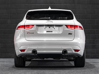 2017 Jaguar F-PACE - Thumbnail