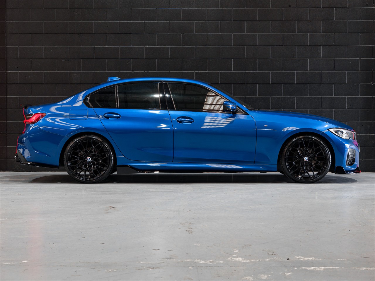2019 BMW 320I