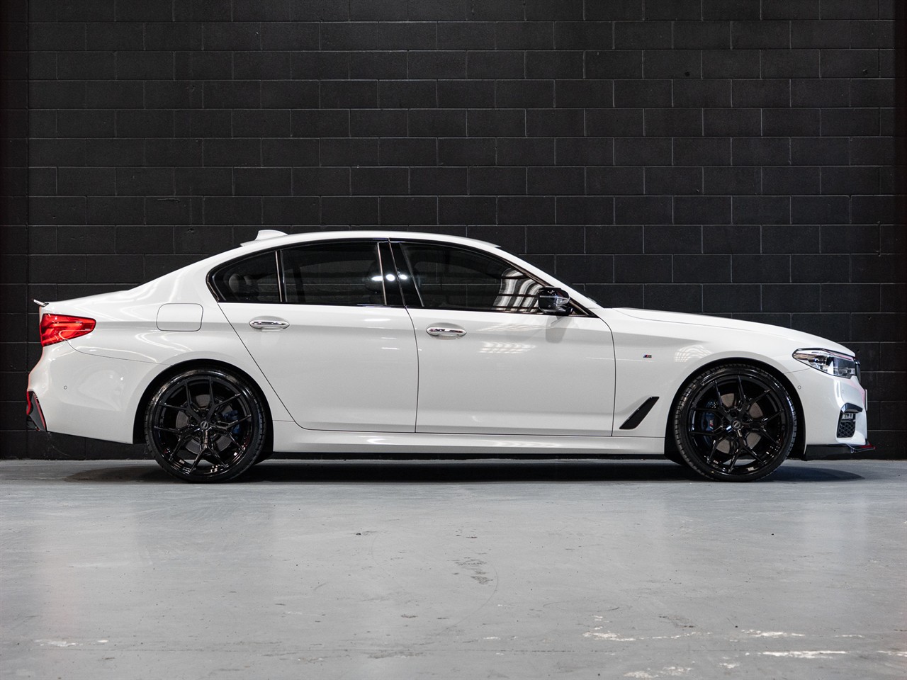 2017 BMW 530i