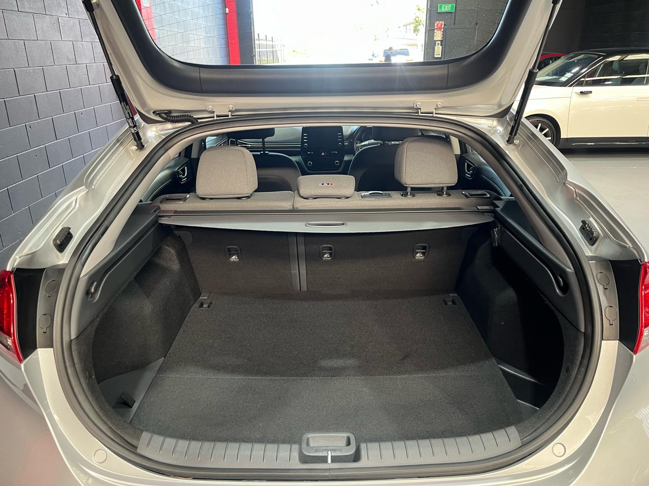 2022 hyundai Ioniq
