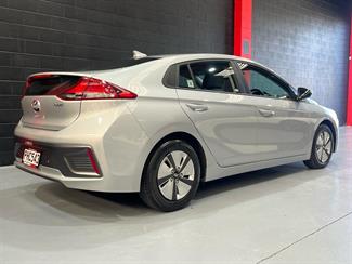 2022 hyundai Ioniq - Thumbnail