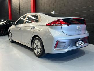 2022 hyundai Ioniq - Thumbnail
