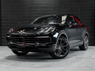2020 Porsche Cayenne - Thumbnail