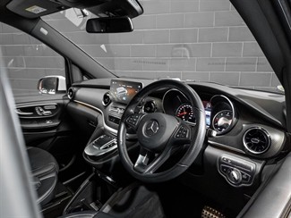 2021 Mercedes-Benz V 220 d - Thumbnail