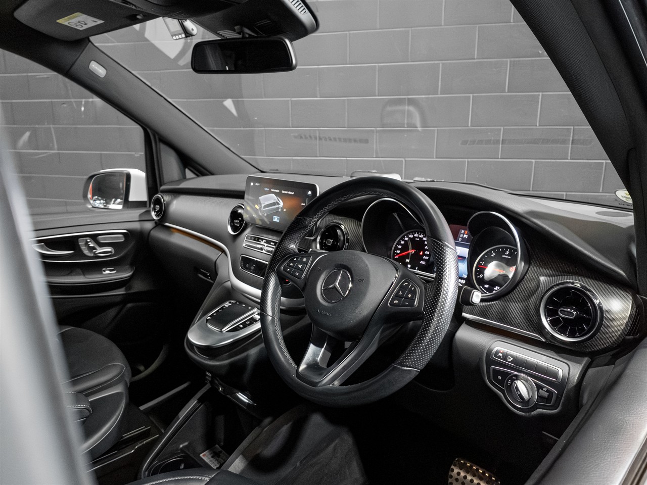 2021 Mercedes-Benz V 220 d