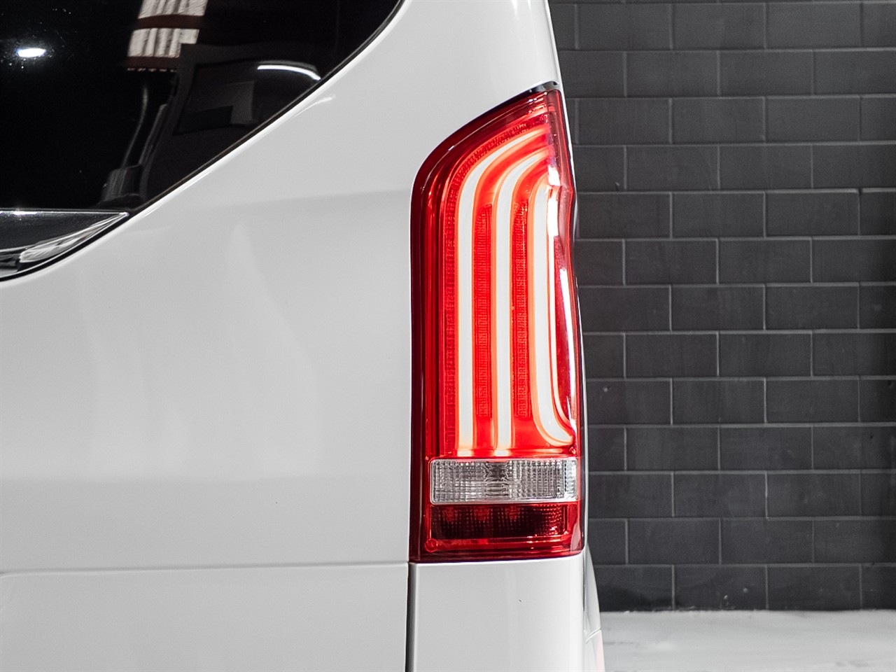 2021 Mercedes-Benz V 220 d