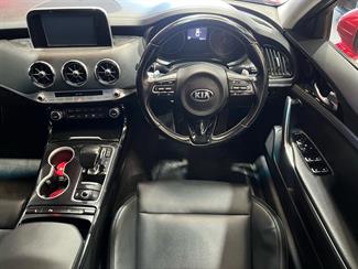2018 Kia Stinger - Thumbnail