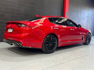 2018 Kia Stinger - Thumbnail