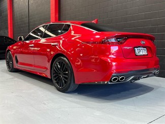 2018 Kia Stinger - Thumbnail