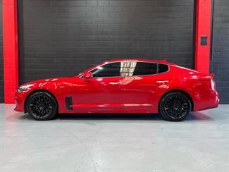 2018 Kia Stinger - Thumbnail