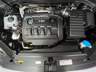 2018 Volkswagen Tiguan - Thumbnail