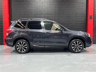 2017 Subaru Forester - Thumbnail