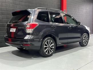 2017 Subaru Forester - Thumbnail