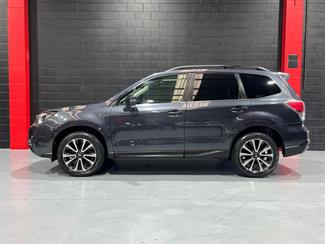 2017 Subaru Forester - Thumbnail