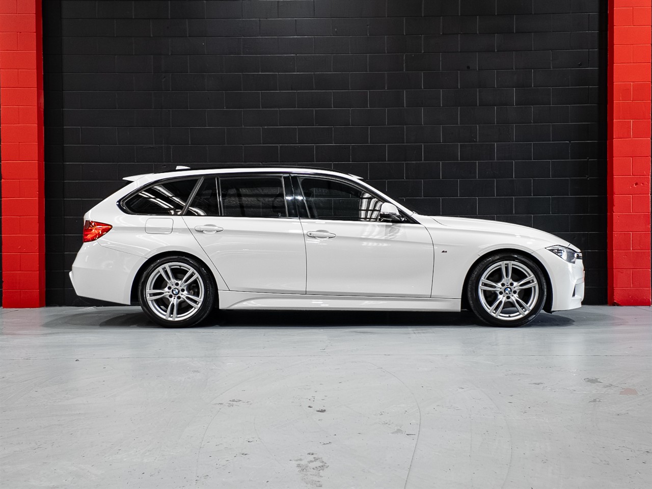 2015 BMW 320I