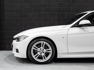 2015 BMW 320I - Thumbnail