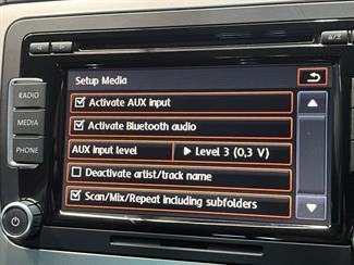 2009 Volkswagen Scirocco - Thumbnail