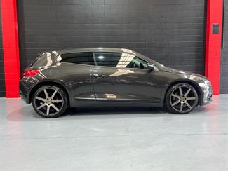 2009 Volkswagen Scirocco - Thumbnail
