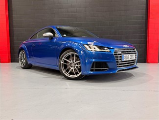 2015 Audi TTS - Thumbnail