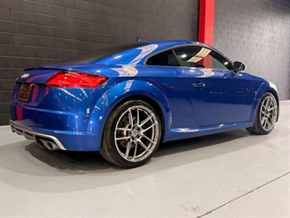 2015 Audi TTS - Thumbnail