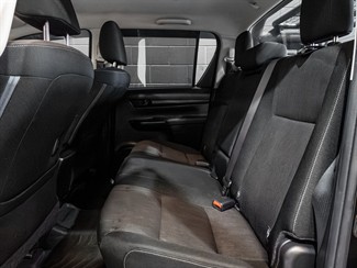 2019 TOYOTA Hilux - Thumbnail