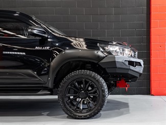 2019 TOYOTA Hilux - Thumbnail