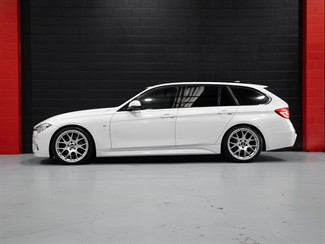 2016 BMW 320I - Thumbnail