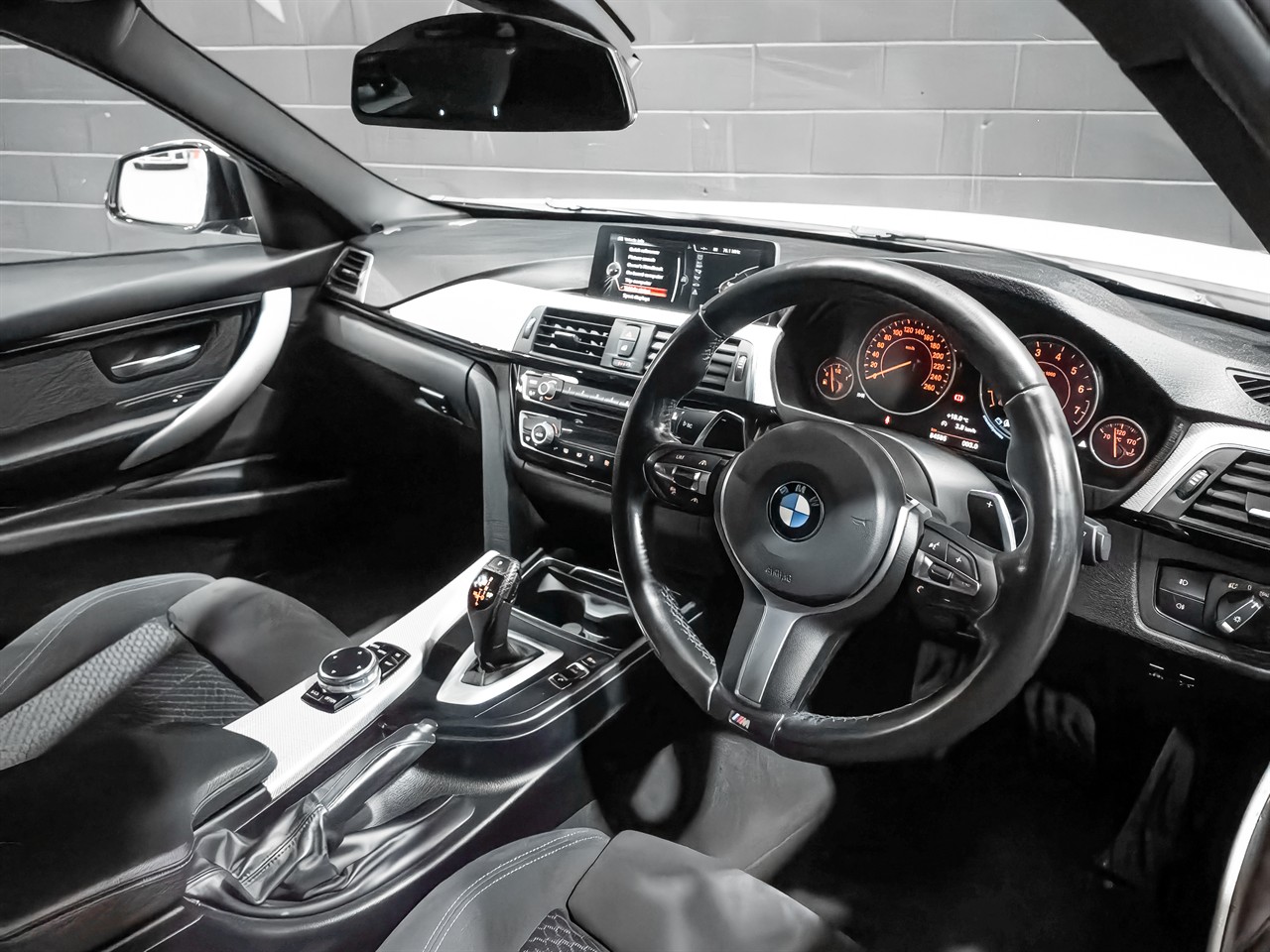 2016 BMW 320I