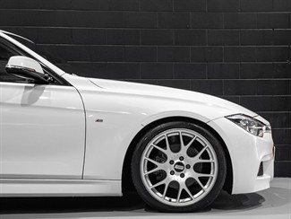 2016 BMW 320I - Thumbnail